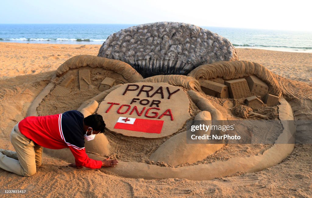 Sudarsan Pattnaik Creates Sand Sculpture Of The Massive Volcanic Eruption Tnd tsunami Alert In Tonga