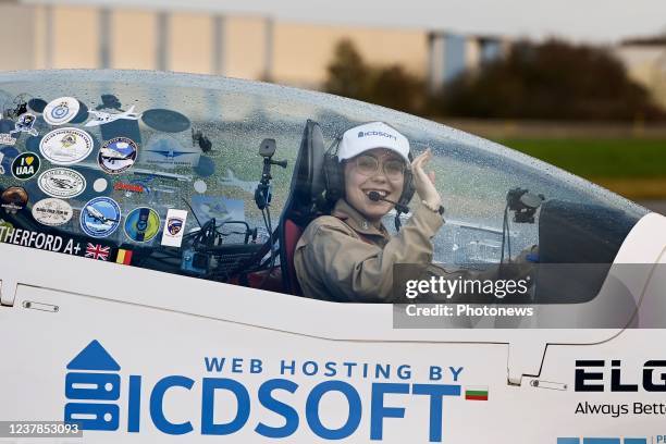 Zara Rutherford Photos and Premium High Res Pictures - Getty Images