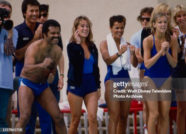 Heather Thomas Battle Of The Network Stars Heather Thomas Photos Photos and Premium High Res Pictures - Getty Images