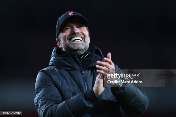 Jurgen Klopp manager of Liverpool celebrates during the Carabao Cup Semi Final Second Leg match between Arsenal and Liverpool at Emirates Stadium on...