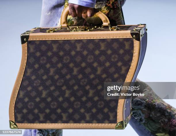 1,389 Louis Vuitton Luggage Stock Photos, High-Res Pictures, and Images -  Getty Images