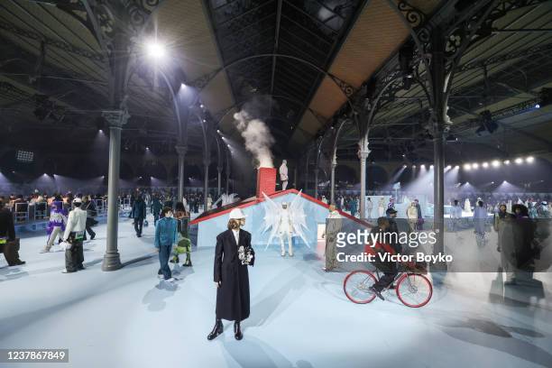Models walk the runway during the finale of the Louis Vuitton Menswear Fall/Winter 2022-2023 show as part of Paris Fashion Week on January 20, 2022...