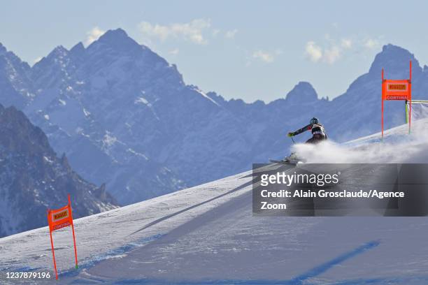Ragnhild Mowinckel of Team Norway in action during the FIS Alpine Ski World Cup Women's Downhill Training on January 21, 2022 in Cortina d'Ampezzo...
