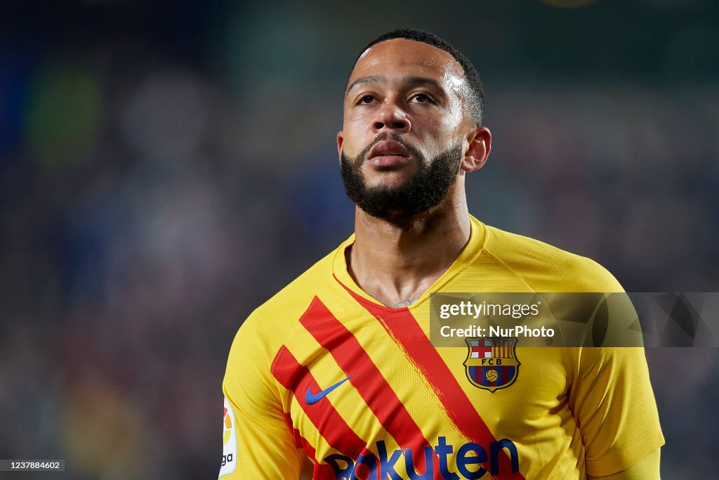 Granada CF v FC Barcelona - La Liga Santander