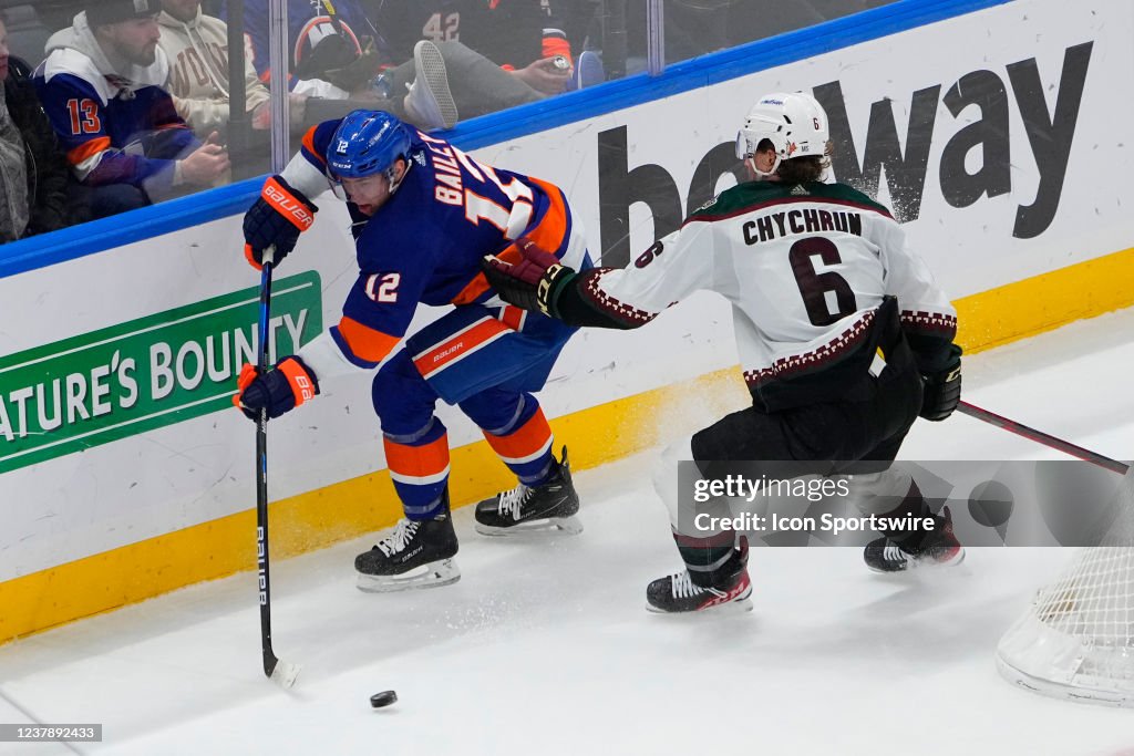 NHL: JAN 21 Coyotes at Islanders