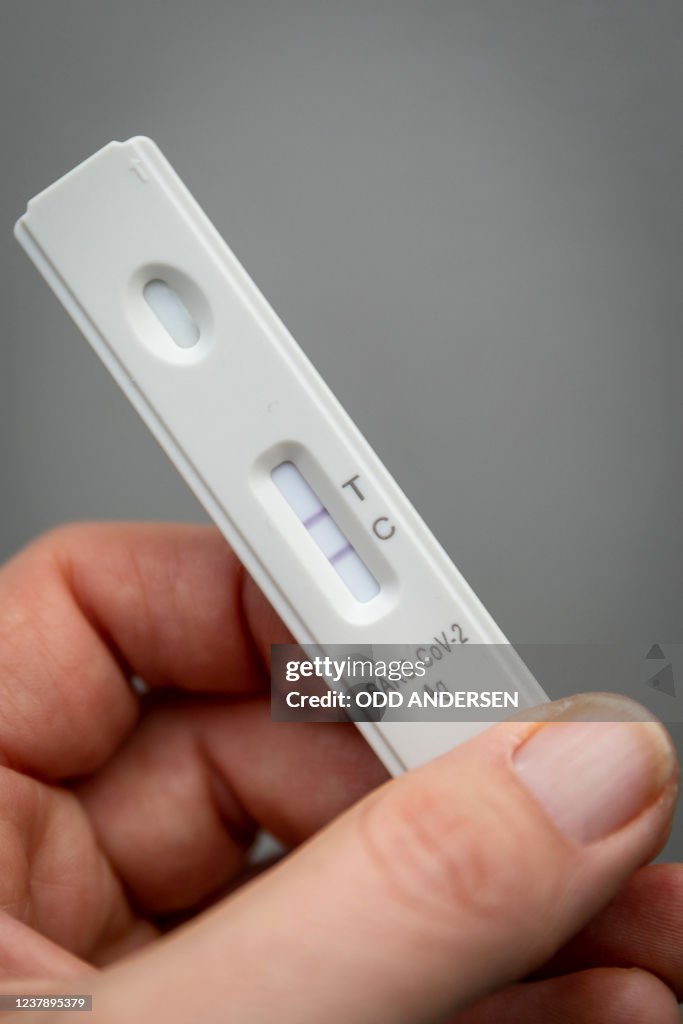 GERMANY-HEALTH-VIRUS-PANDEMIC-TEST