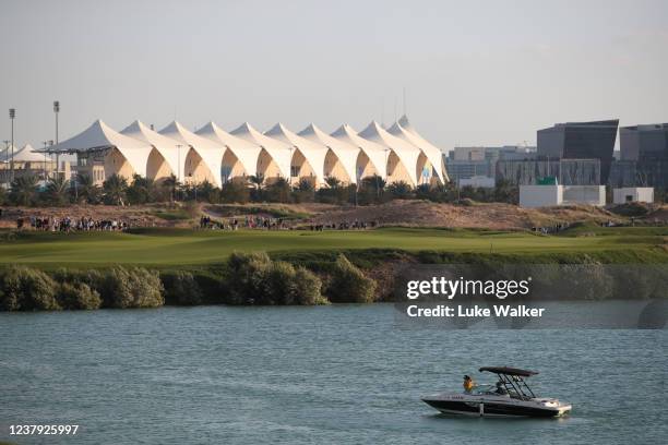 General View of the 18th hole during Day Four of the Abu Dhabi HSBC Championship at Yas Links Golf Course on January 23, 2022 in Abu Dhabi, United...
