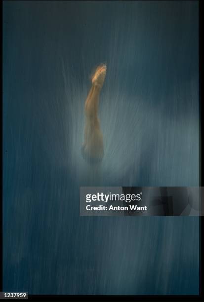 IMPRESSION SHOT FROM THE TRIALS OF THE BRITISH OLYMPIC DIVING TEAM HELD IN SHEFFIELD FOR THE 1992 OLYMPICS.