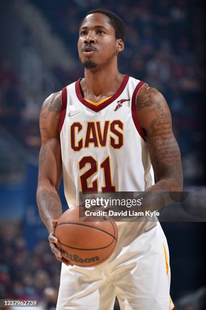 Ed Davis of the Cleveland Cavaliers shoots a free throw during the game against the New York Knicks on January 24, 2022 at Rocket Mortgage FieldHouse...