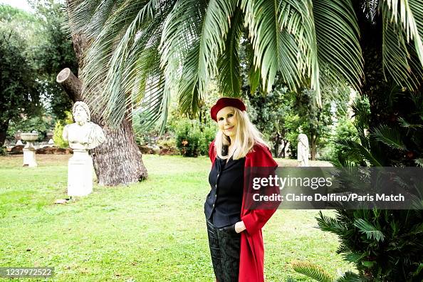 Princess Rita Princess Rita Boncompagni Ludovisi in the gardens of the Villa Aurora ...