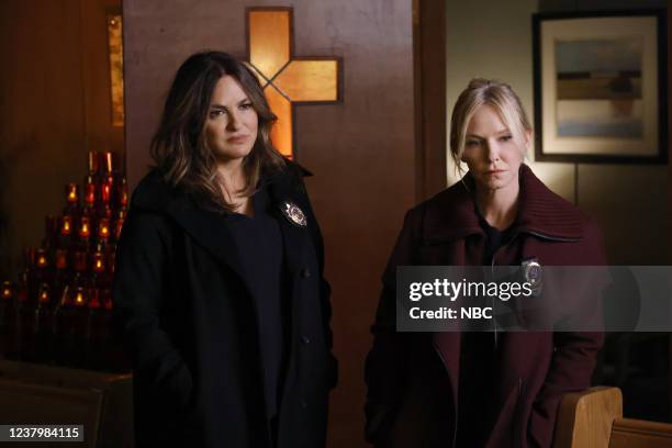 Tommy Baker's Hardest Fight" Episode 23012 -- Pictured: Mariska Hargitay as Captain Olivia Benson, Kelli Giddish as Detective Amanda Rollins --