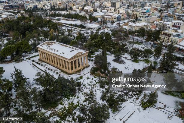 Snow In Athens Athens Snow Photos and Premium High Res Pictures - Getty Images