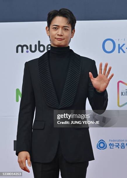 Min Ho Rapper 722 Choi Min Ho (Entertainer) Stock Photos, High-Res Pictures, and ...