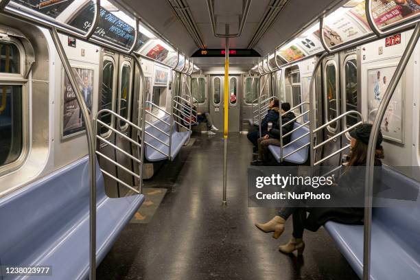 Metro Inside Example 880 Inside A Subway Train Nyc Stock Photos, High-Res Pictures, and ...