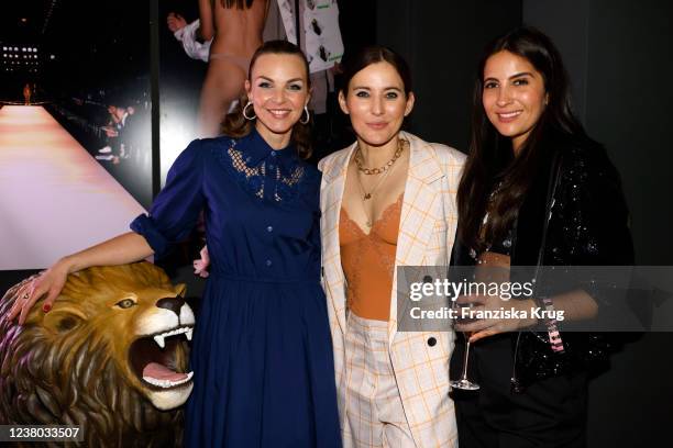 Annika Lau, Jeannine Michaelsen, Chryssanthi Kavazi during the Frauen100 at Hotel De Rome on January 27, 2022 in Berlin, Germany.