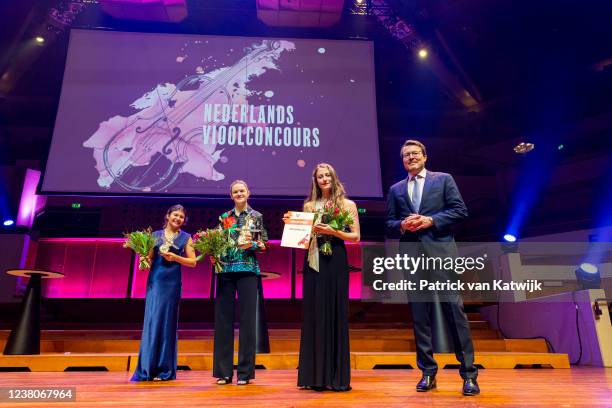 Finalists Iris Van Nuland, Isobel Warmelink and Emma Roijackers pose for a photo with Prince Constantijn of The Netherlands at the Oskar Back Prize...