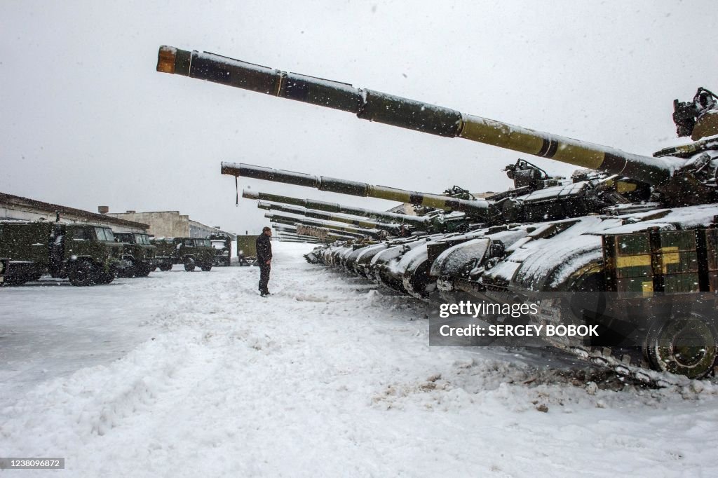 TOPSHOT-UKRAINE-RUSSIA-CONFLICT
