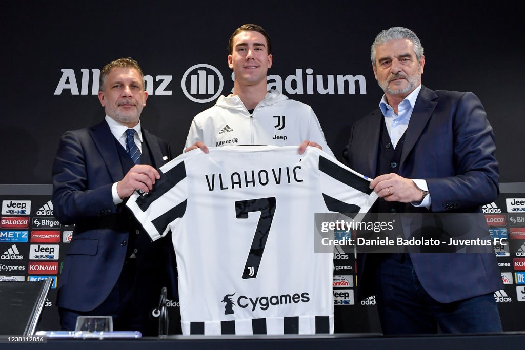 Juventus Unveil New Signing Vlahovic