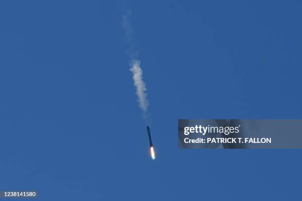 Reusable Rockets Image Reusable Rocket Photos and Premium High Res Pictures - Getty Images