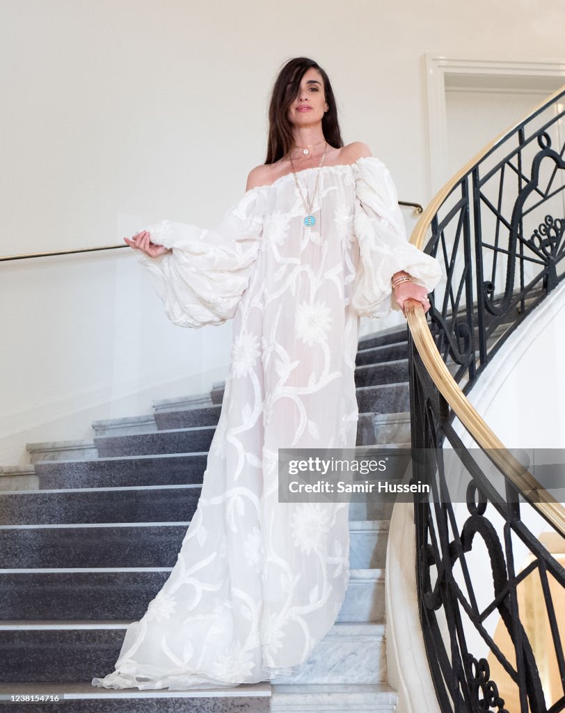 Paz Vega, Self assignment, July 10, 2021