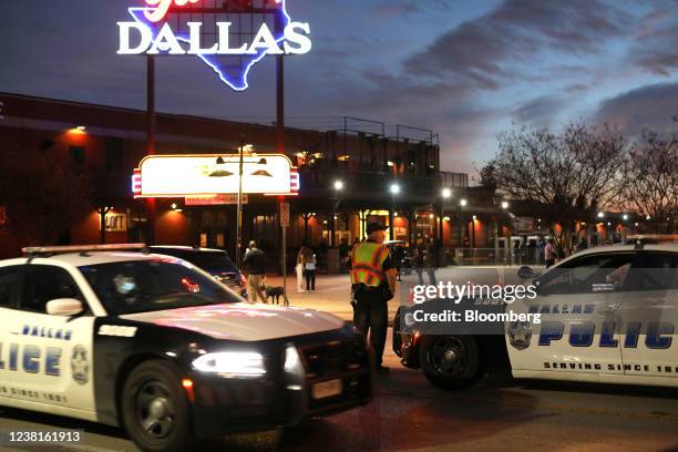 Dallas Pd Dallas Police Department Photos and Premium High Res Pictures - Getty ...