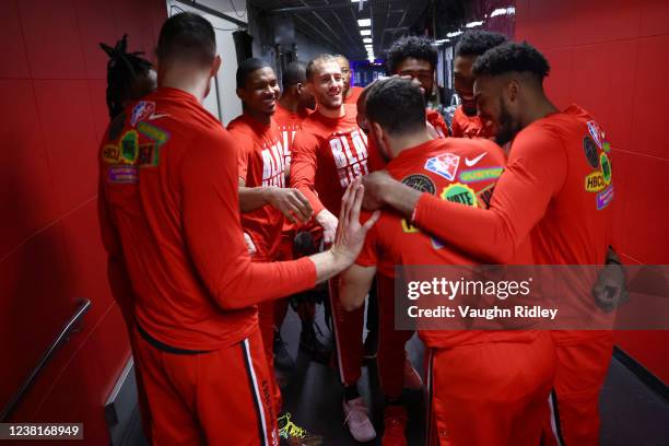 The Chicago Bulls huddle before the game against the Toronto Raptors on February 3, 2022 at the Scotiabank Arena in Toronto, Ontario, Canada. NOTE TO...