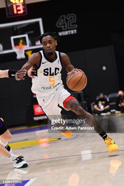 Zaire Wade of the Salt Lake City Stars handles the ball during the game against against the South Bay Lakers on February 04, 2022 at UCLA Heath...