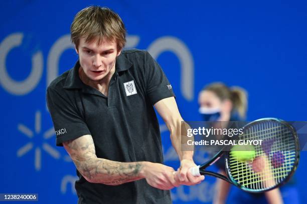 Russian-born Kazakhstani tennis player Alexander Bublik returns the ball to Germany's Alexander Zverev during the Open Sud de France ATP tennis...