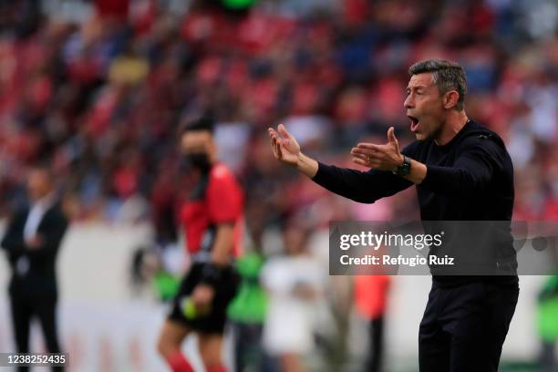 Pedro Caixinha coach of Santos reacts during the 4th round match between Atlas and Santos Laguna as part of the Torneo Grita Mexico C22 Liga MX at...