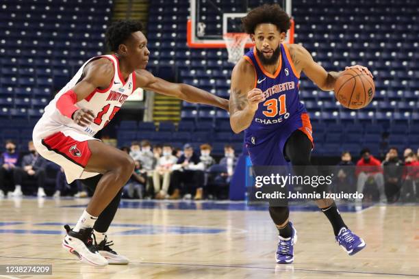 Allen Crabbe of the Westchester Knicks dribbles ball past Scottie Lindsey of the Windy City Bulls during the game on February 6h, 2022 at Webster...