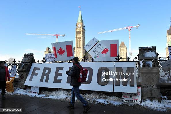 Truckers continue their protest in Ottawa Truckers continue their protest in Ottawa