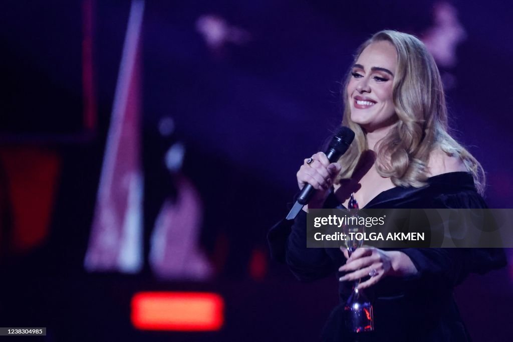 BRITAIN-ENTERTAINMENT-MUSIC-AWARD-BRITS