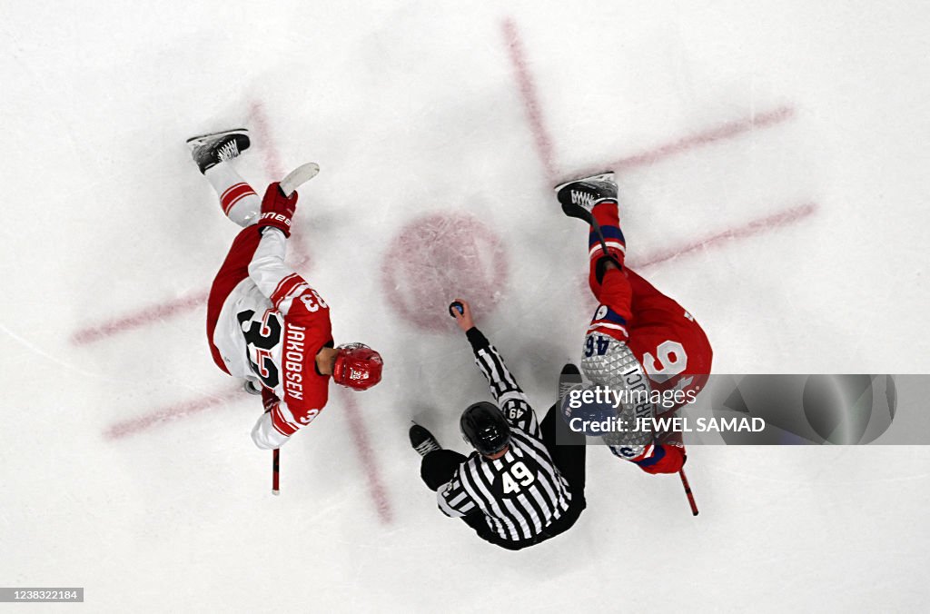 IHOCKEY-OLY-2022-BEIJING-CZE-DEN