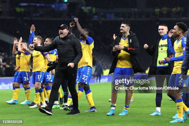 Southampton manager Ralph Hasenhuttl celebrates winning 3-2 with his team during the Premier League match between Tottenham Hotspur and Southampton...