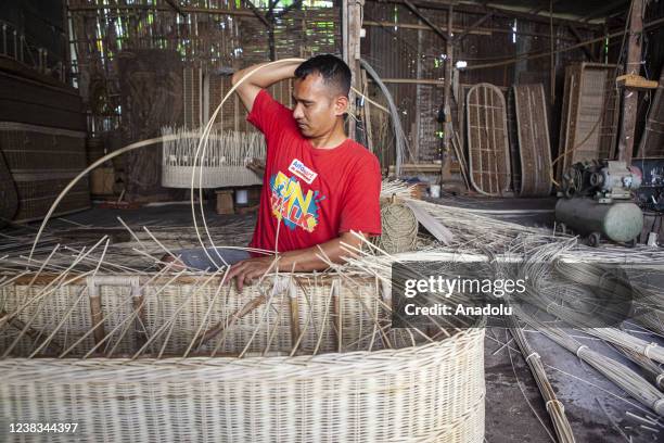 Java Weaving Rattan Weave Photos and Premium High Res Pictures - Getty Images