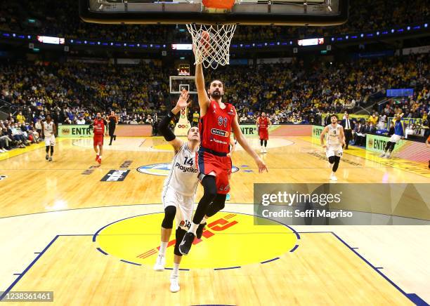 Alexey Shved, #91 of CSKA Moscow in action during the Turkish Airlines EuroLeague Regular Season Round 26 match between Maccabi Playtika Tel Aviv and...