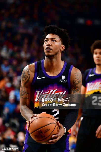 Elfrid Payton of the Phoenix Suns shoots a free throw during the game against the Milwaukee Bucks on February 10, 2022 at Footprint Center in...