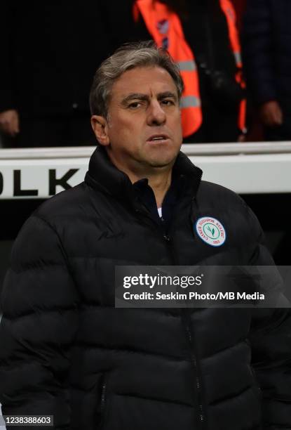 Coach Hamza Hamzaoglu of Caykur Rizespor during the Turkish Super League football match between Altay and Caykur Rizespor at Alsancak Mustafa Denizil...