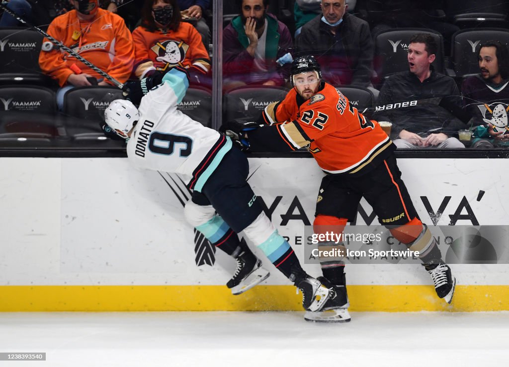 NHL: FEB 11 Kraken at Ducks
