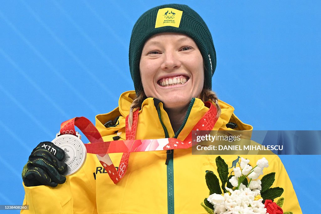 SKELETON-BEIJING-OLY-2022-PODIUM