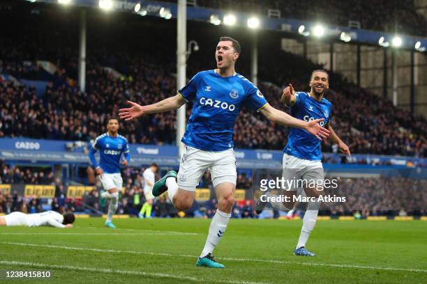 Michael Keane of Everton celebrates scoring their 2nd goal with Dominic Calvert-Lewin during the Premier League match between Everton and Leeds...