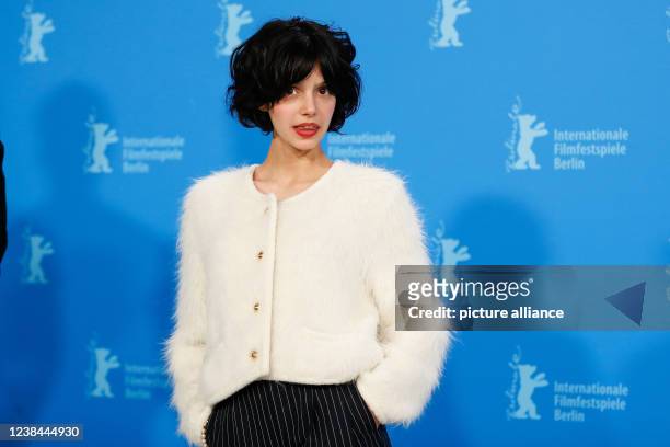 February 2022, Berlin: Actress Noée Abita presents the film "Les Passagers de la nuit" , which is running in competition, at the Photocall. The 72nd...