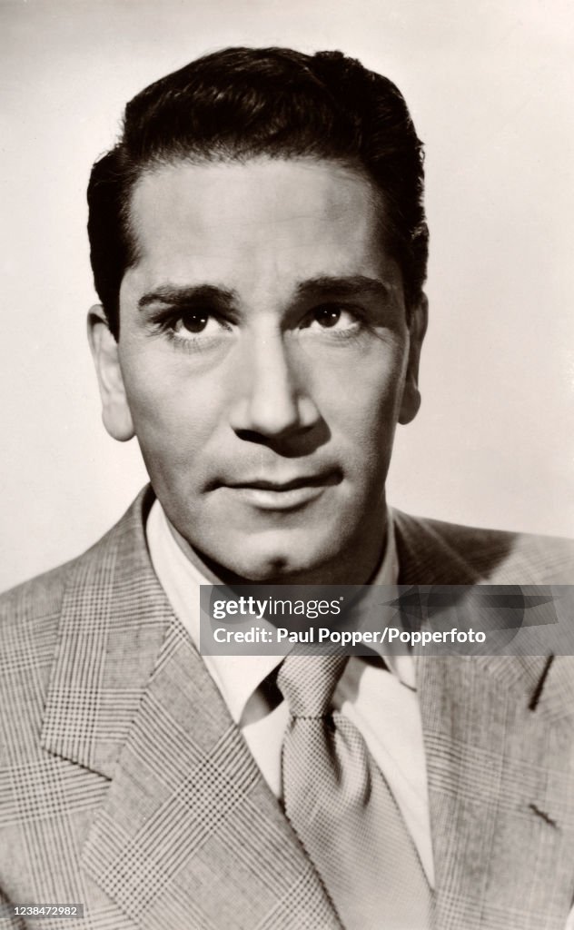 Conte Actor Richard Conte, American actor who appeared in more than 100 films ...