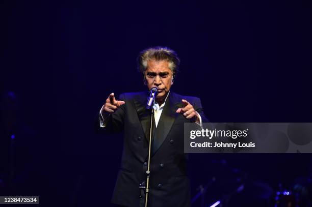 Jose Luis Rodriguez "El Puma" performs live in concert during 'Dia del Amor y La Amistad' at James L. Knight Center on February 13, 2022 in Miami,...