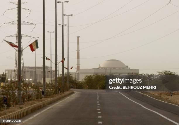 Picture shows a general view of the Bushehr nuclear power plant in the Iranian port town of Bushehr, 1200 Kms south of Tehran, on February 25, 2009....
