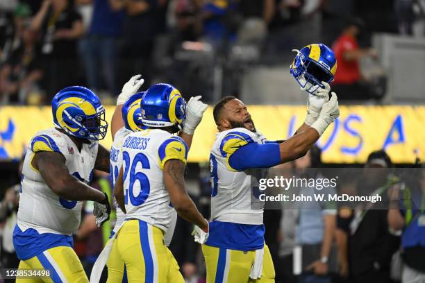 Go Rams Pointing Finger 226 Donald Mcdonough Stock Photos, High-Res Pictures, and Images ...