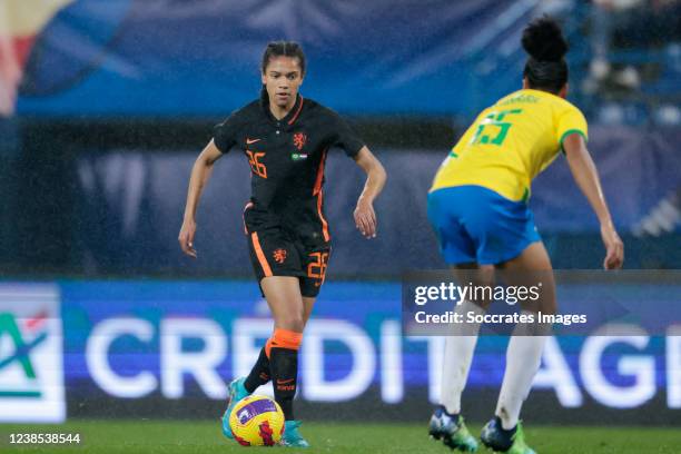 Esmee Brugts of Holland Women during the International Friendly Women match between Holland v Brazil at the Stade Michel d Ornano on February 16,...