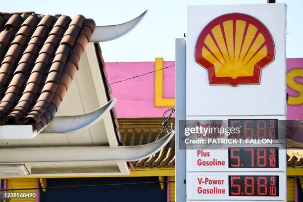 Shell Gas La Rams Los Angeles Chinatown California Photos and Premium High Res Pictures ...