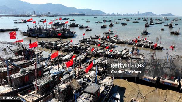 Fishing boats are ready for departure at liandao fishing port in Lianyun district of Lianyungang City, East China's Jiangsu Province, Feb. 20, 2022.