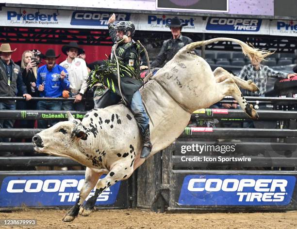 Jose Leme rides the bull WSM's Trail of Tears in the second round during the PBR TicketSmarter Unleash the Beast Invitational on February 19 at...